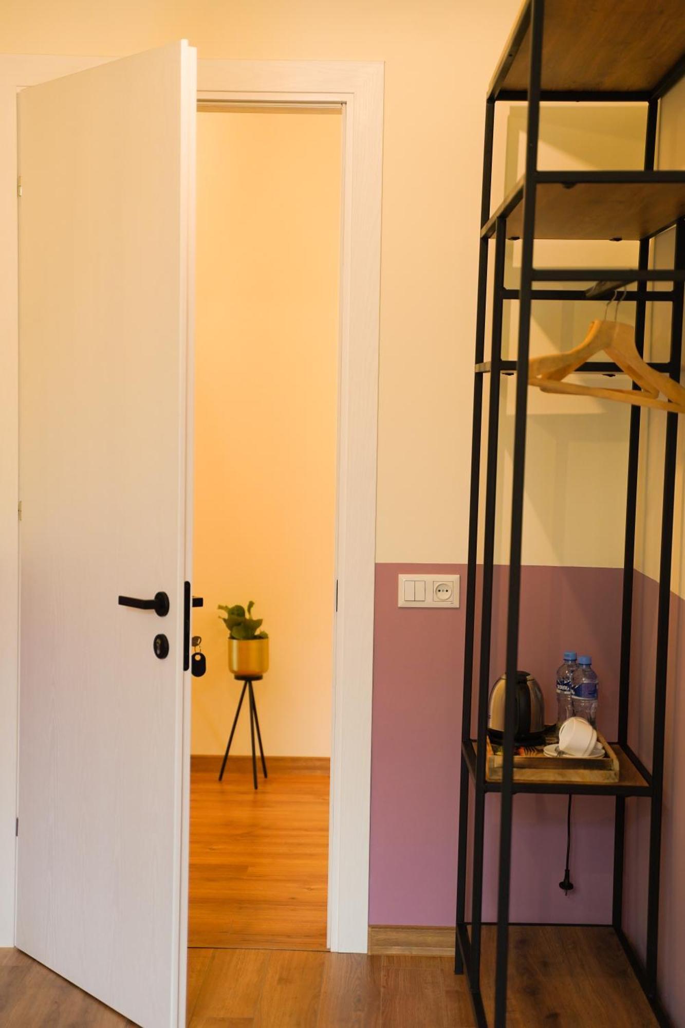 Dro Hotel Кутаиси Экстерьер фото