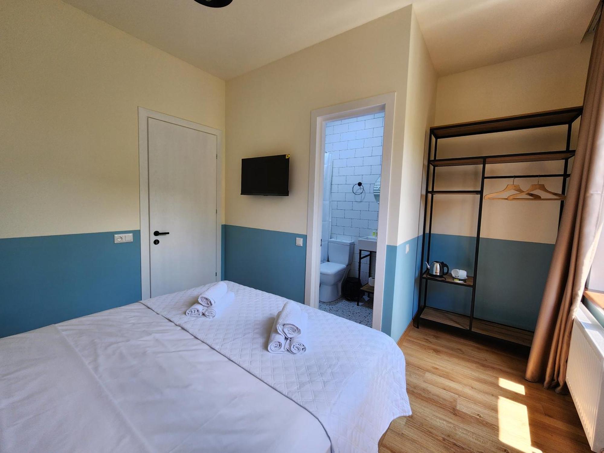 Dro Hotel Кутаиси Экстерьер фото