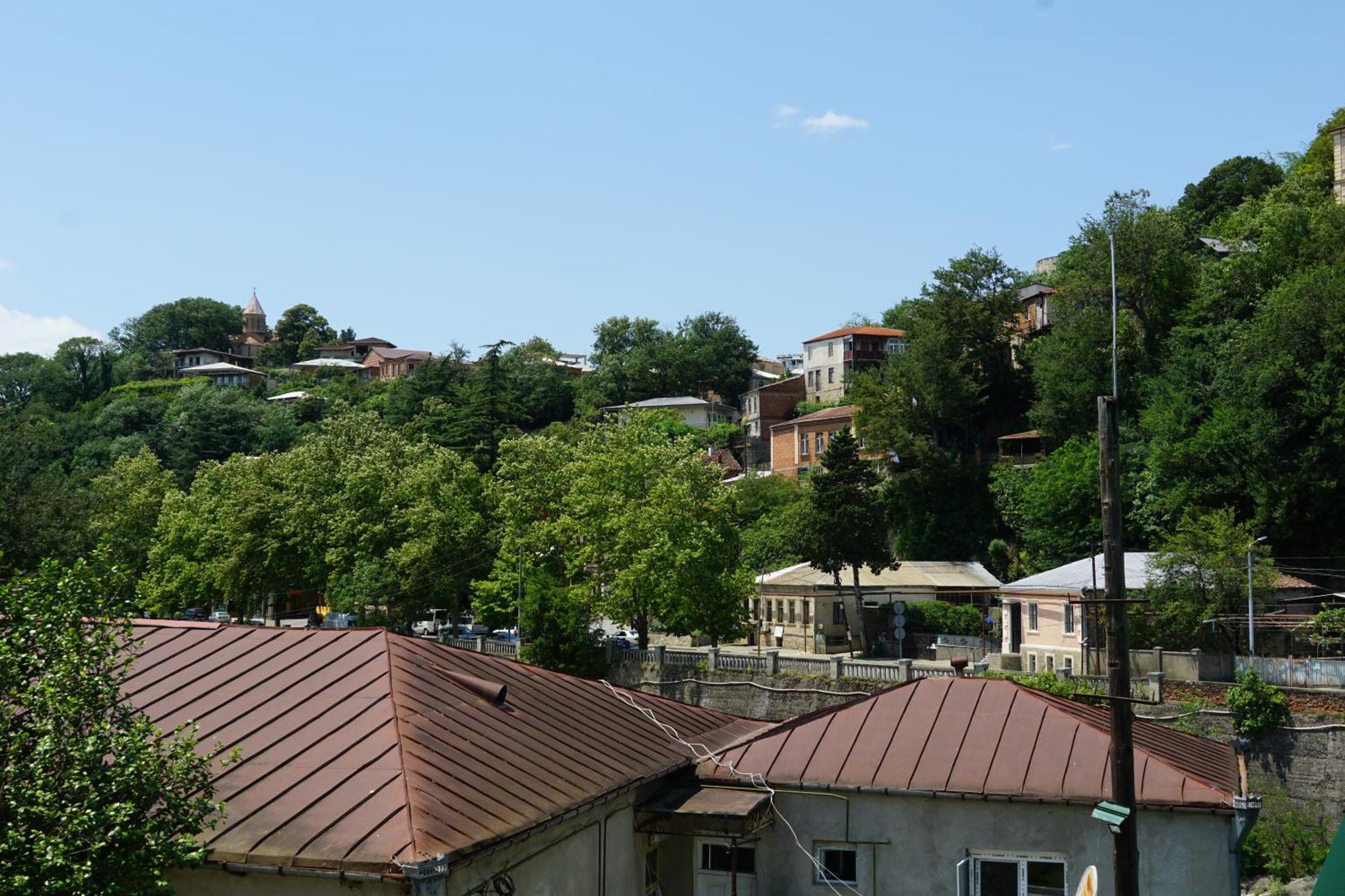 Dro Hotel Кутаиси Экстерьер фото